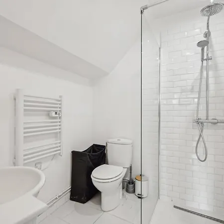 Entre Paris Et Versailles ! Apartman Issy-les-Moulineaux